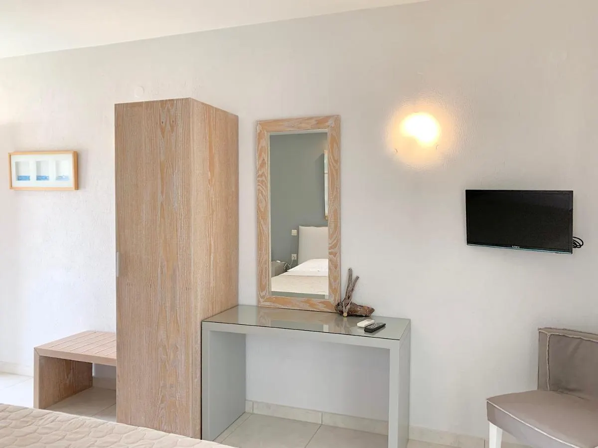 Aelia Living Aparthotel Stavros