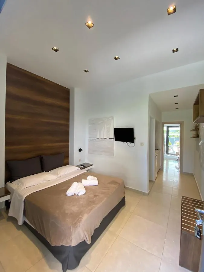 Aelia Living Aparthotel Stavros